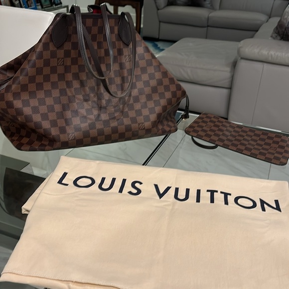Louis Vuitton Damier Neverfull Tote GM - Picture 10 of 12